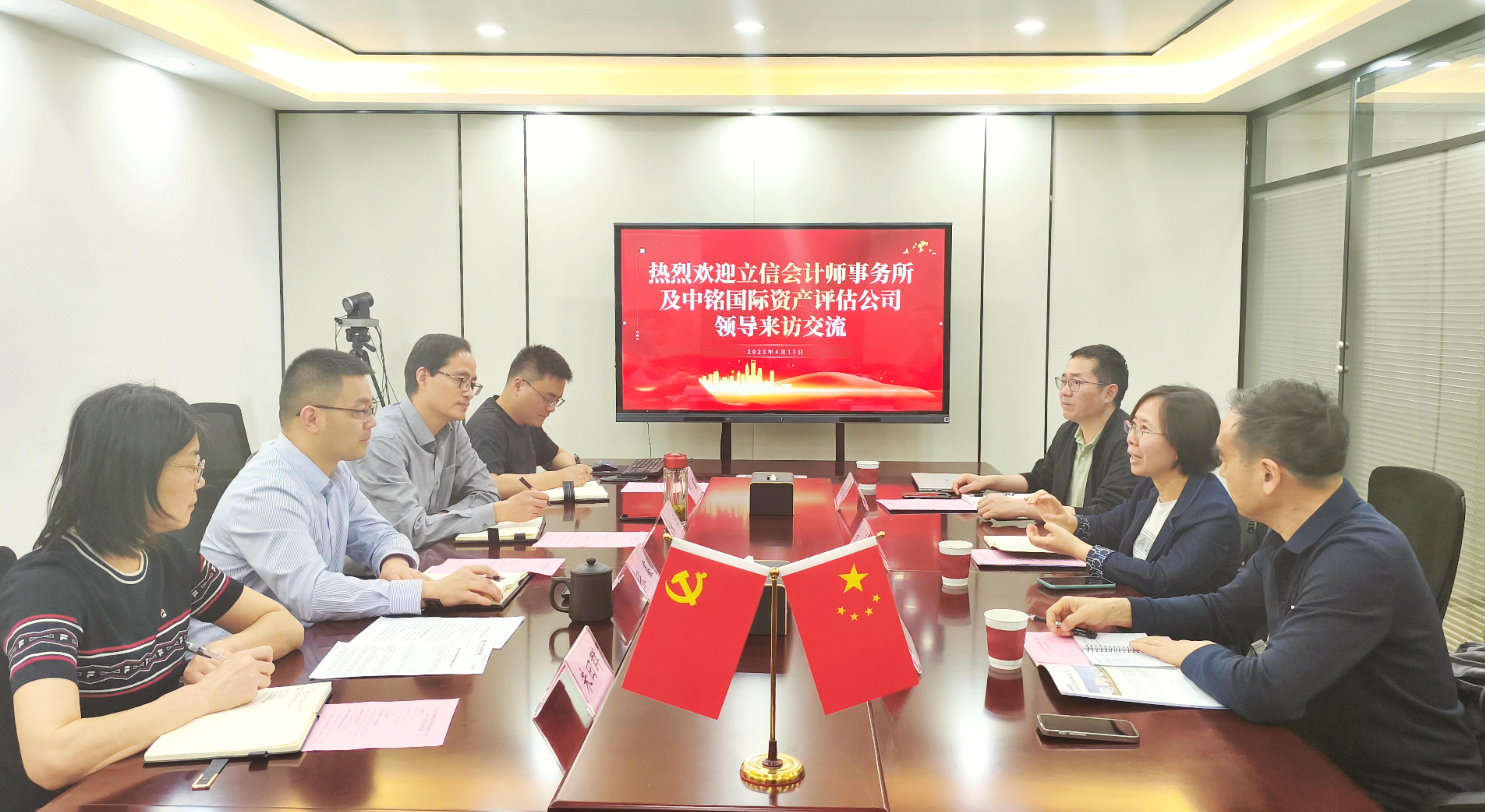 62981b88f0ed437830c858c2e8e31545.jpg 62981b88f0ed437830c858c2e8e31545.jpg